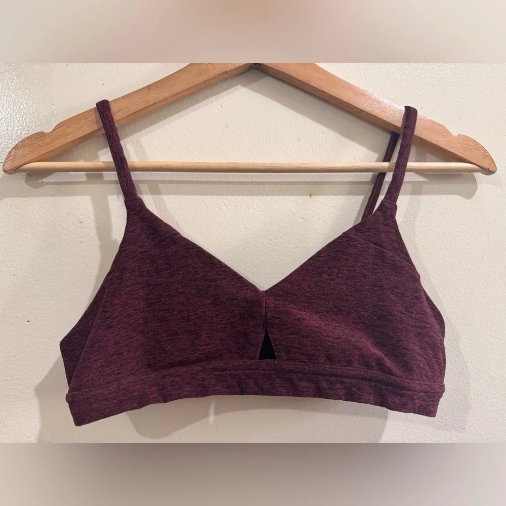 ALO Yoga Maroon Bralette - Picture 1 of 9